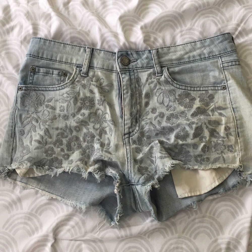 Aero light wash shorts
